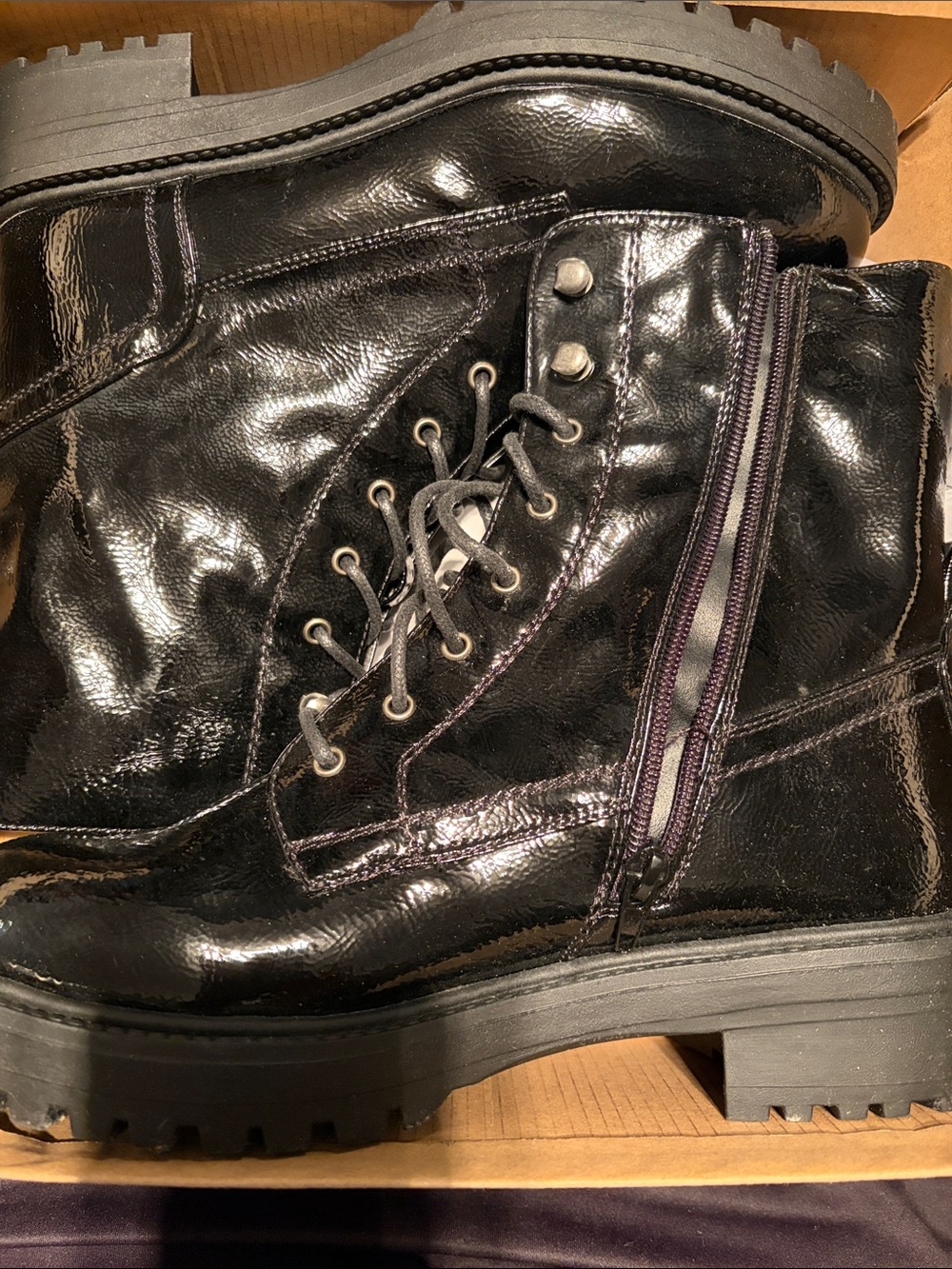 Cool Women's Black Patent leather Combat Boots